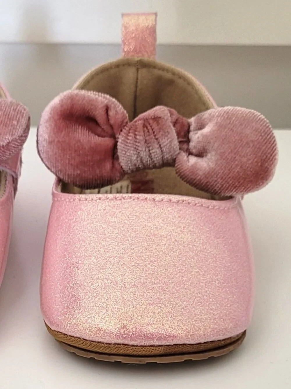 Nuby Pink Sparkle Velvet Bow Shoes